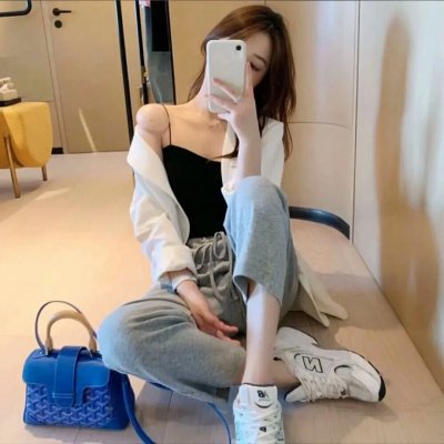 八美图封面